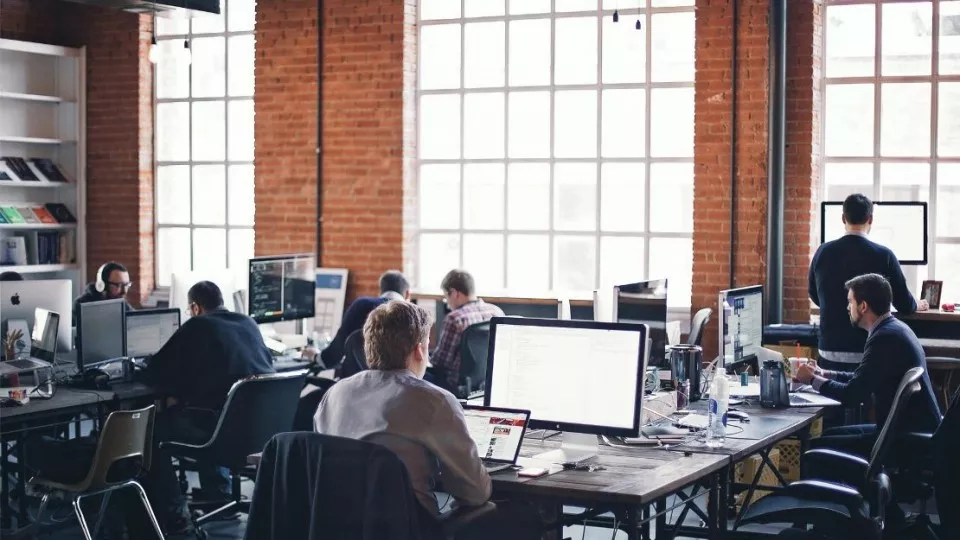 Как выбрать веб-студию в Малоархангельске по кейсам